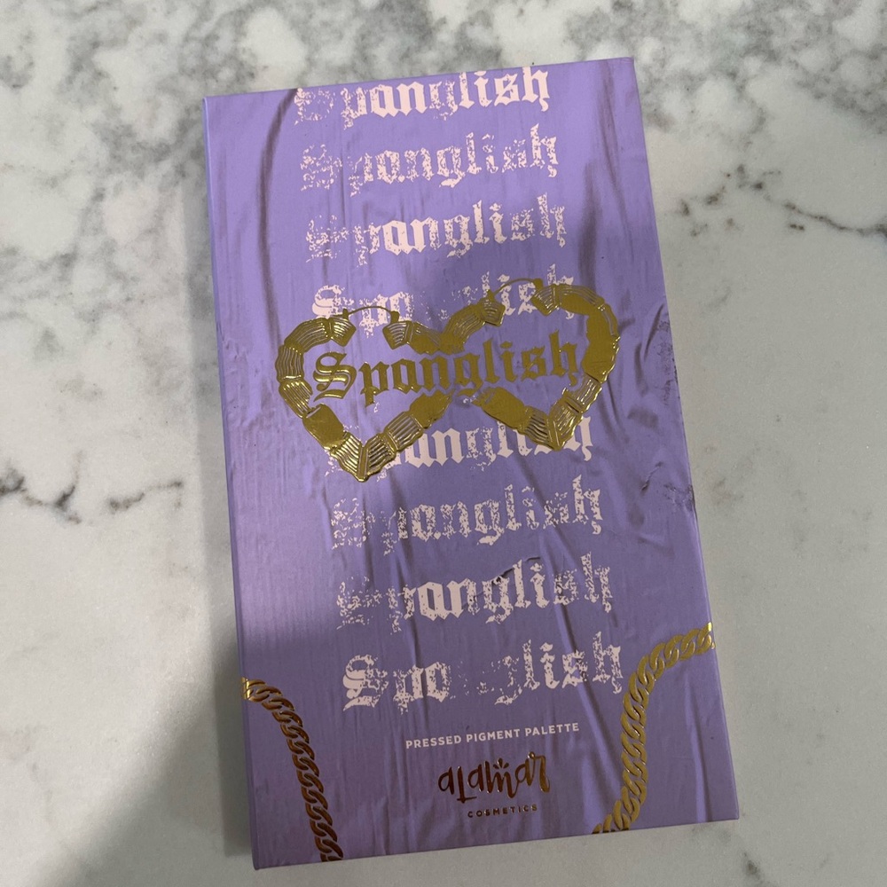 Alamar Cosmetics Spanglish Eyeshadow Palette - Purple and Gold